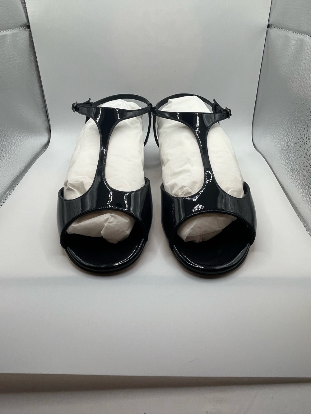 Manolo Blahnik — Navy Patent T-Strap Sandals